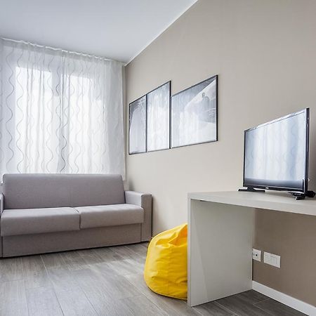 Italianway-Cadorna 10A Flat Apartment Milan Luaran gambar